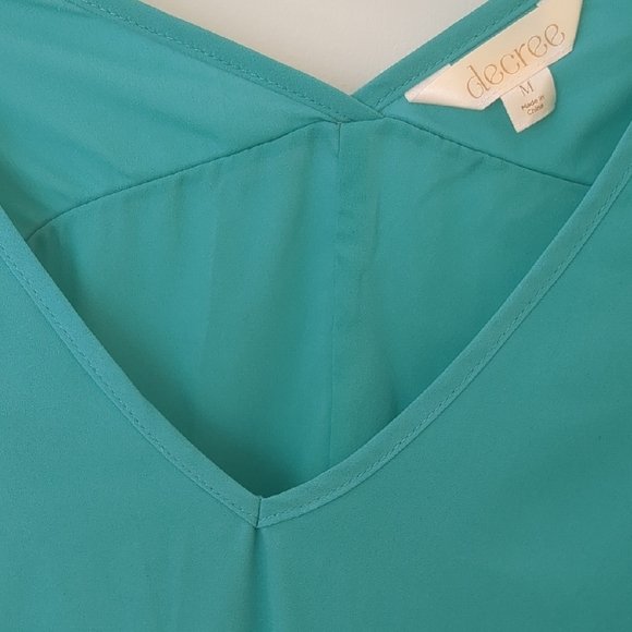 Decree Teal V-Neck Blouse - Picture 3 of 4